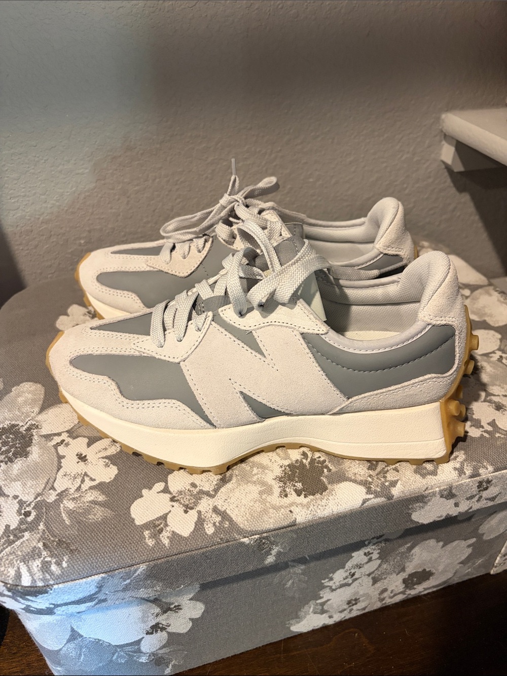 New Balance 327 Light Gray & White Women’s Athletic Sneakers